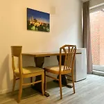 Ruime Groepsaccommodatie Voor 12 Personen In Marx Apartment