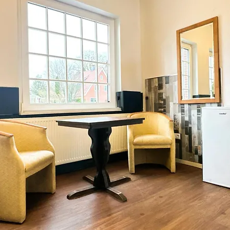 Ruime Groepsaccommodatie Voor 12 Personen In Marx Apartmán *